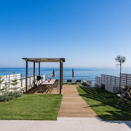 Deux Paradis, A Beachfront Retreat, By Thinkvilla Rethymno  ภายนอก รูปภาพ