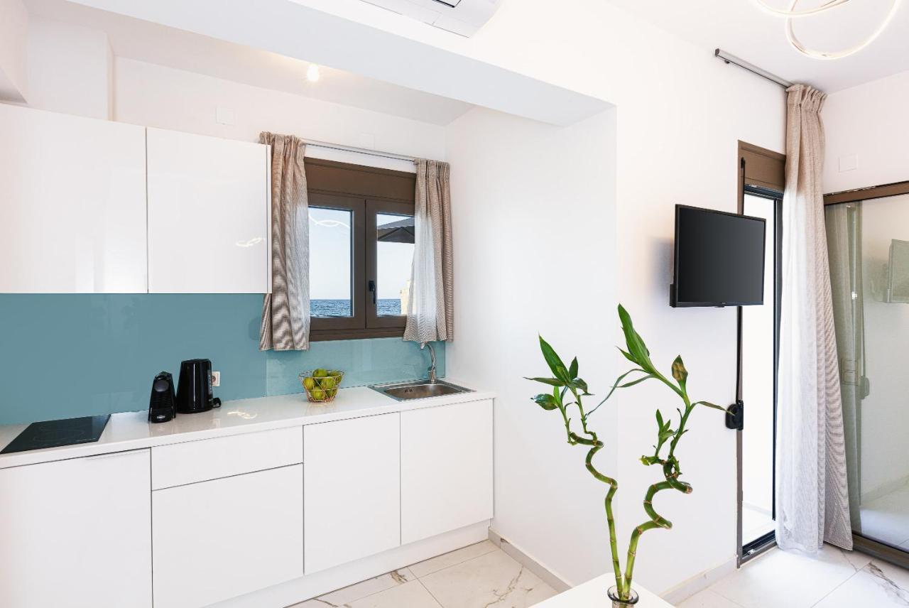 Deux Paradis, A Beachfront Retreat, By Thinkvilla Rethymno  ภายนอก รูปภาพ