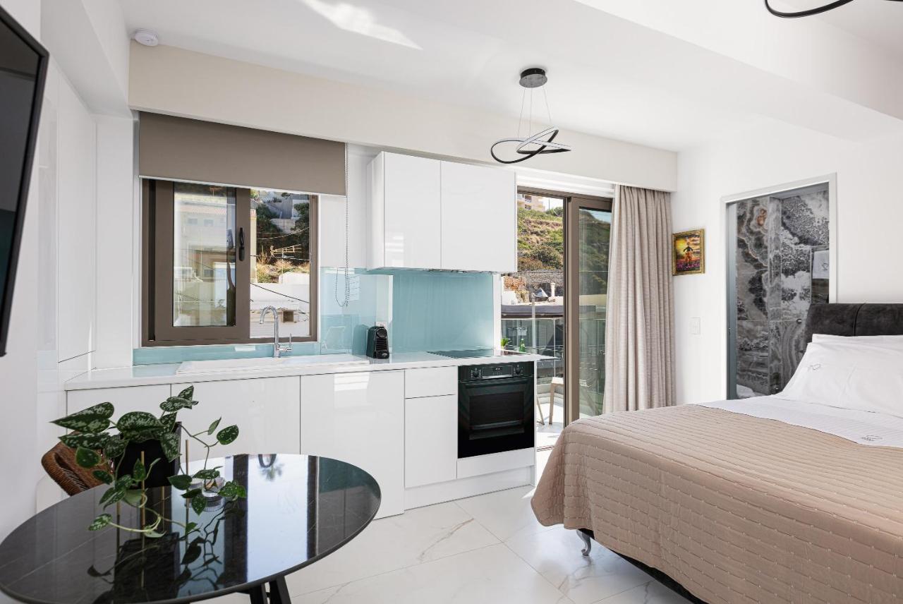 Deux Paradis, A Beachfront Retreat, By Thinkvilla Rethymno  ภายนอก รูปภาพ