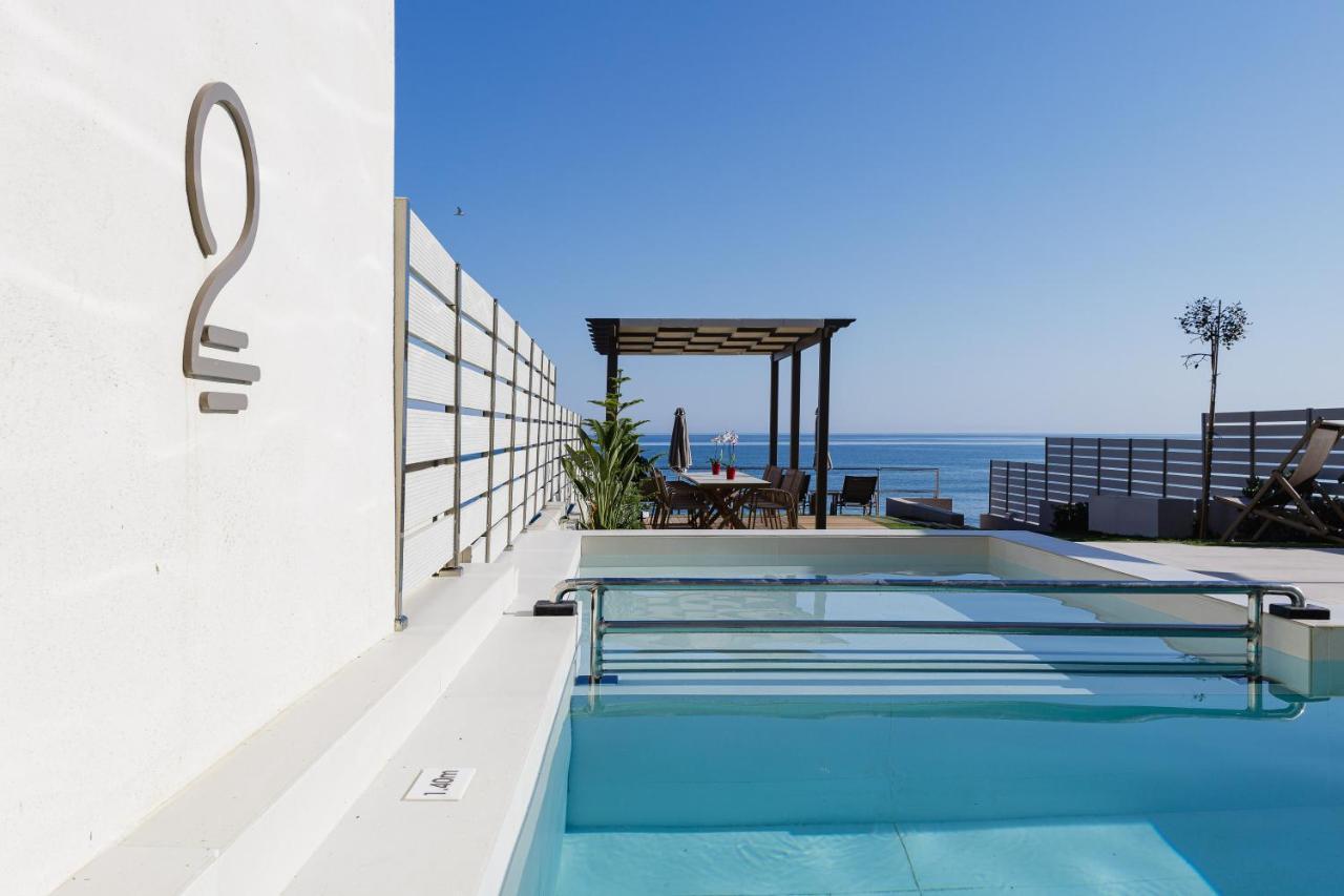 Deux Paradis, A Beachfront Retreat, By Thinkvilla Rethymno  ภายนอก รูปภาพ